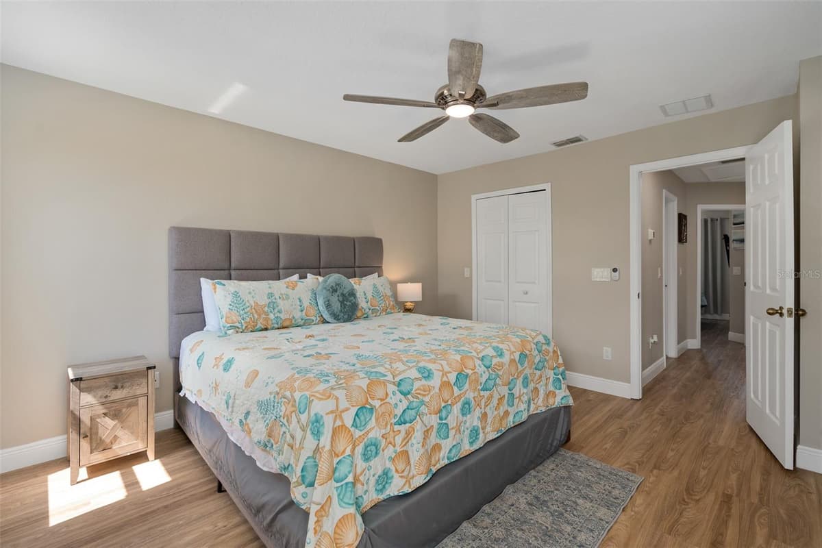 1204 S BEACH CIR — photo 20 of 27