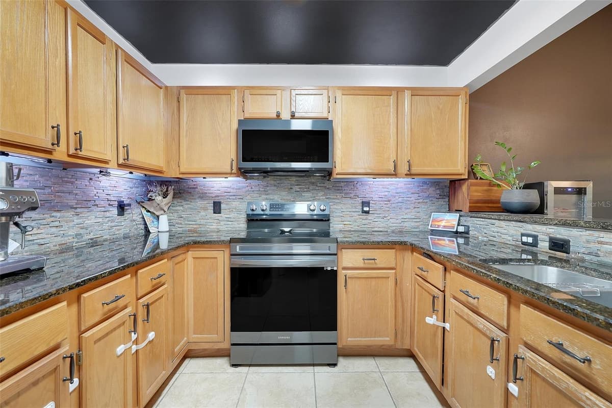 3569 SAINT LUCIE DRIVE — photo 15 of 48