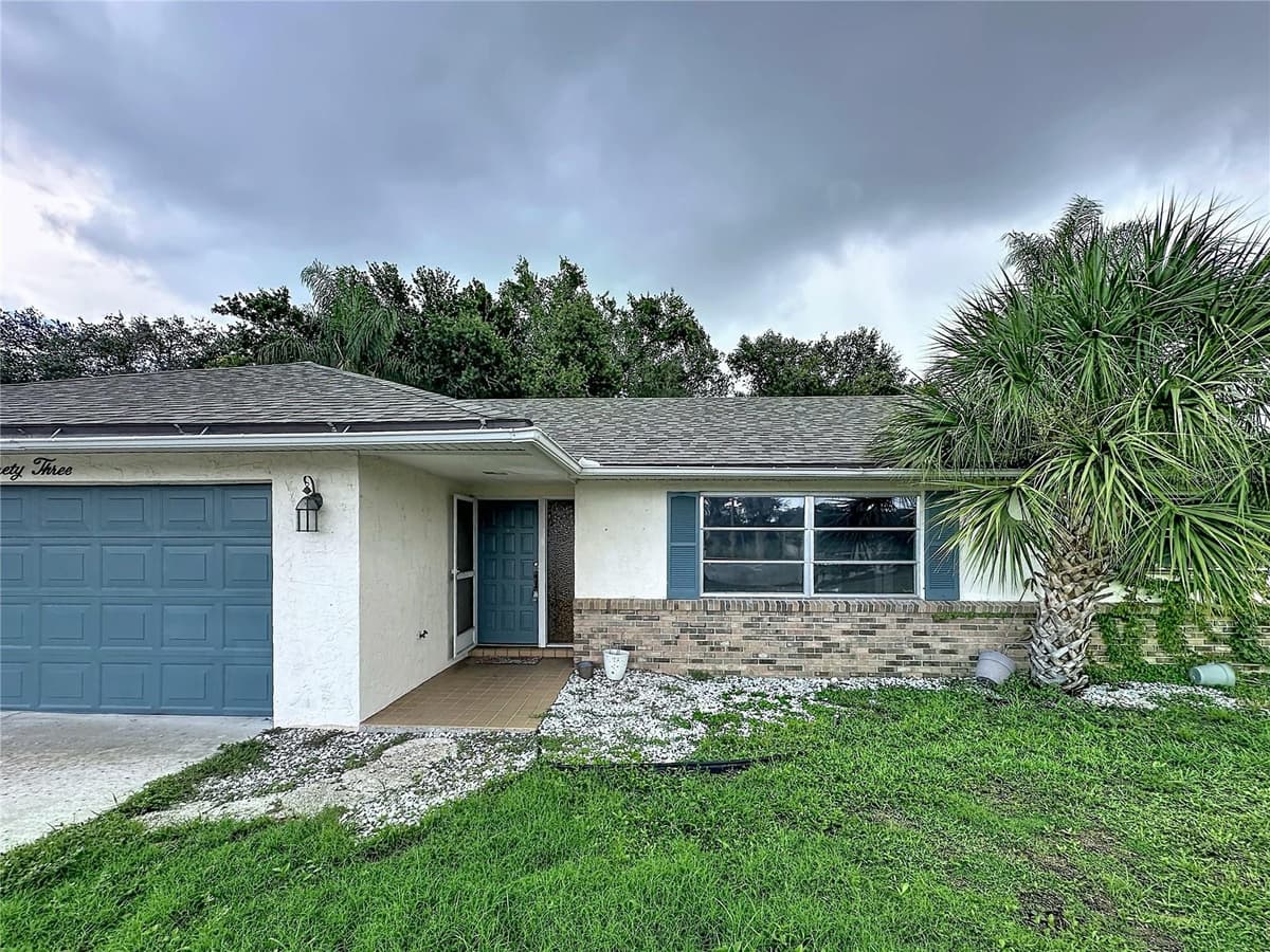 1093 CYPRESS POINT DRIVE — photo 3 of 33