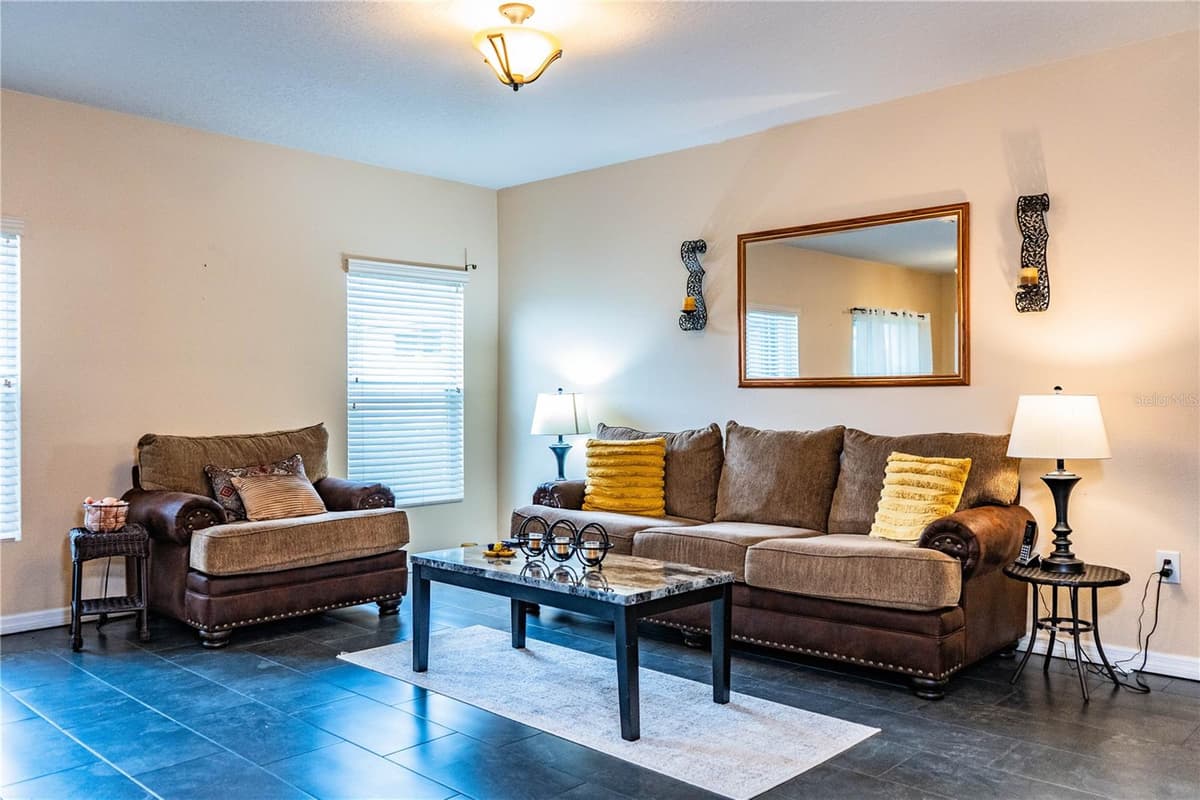 256 OLEANDER STREET — photo 13 of 70