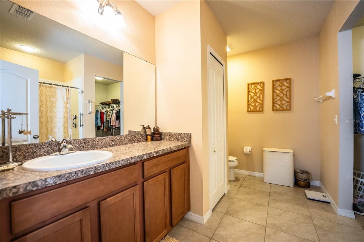256 OLEANDER STREET — photo 40 of 70