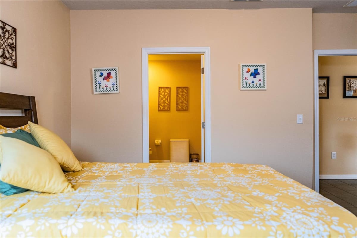 256 OLEANDER STREET — photo 16 of 70