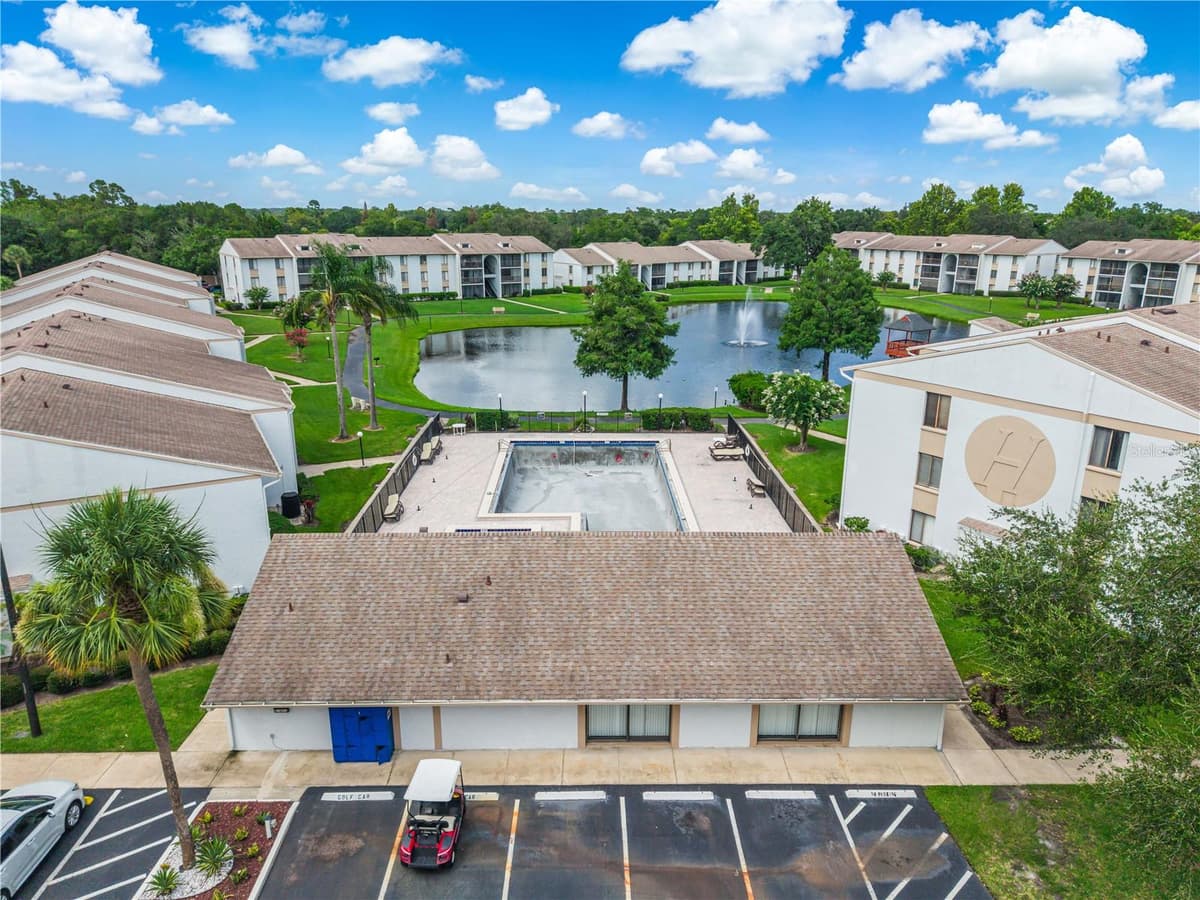 8201 SUN SPRING CIRCLE — photo 43 of 48
