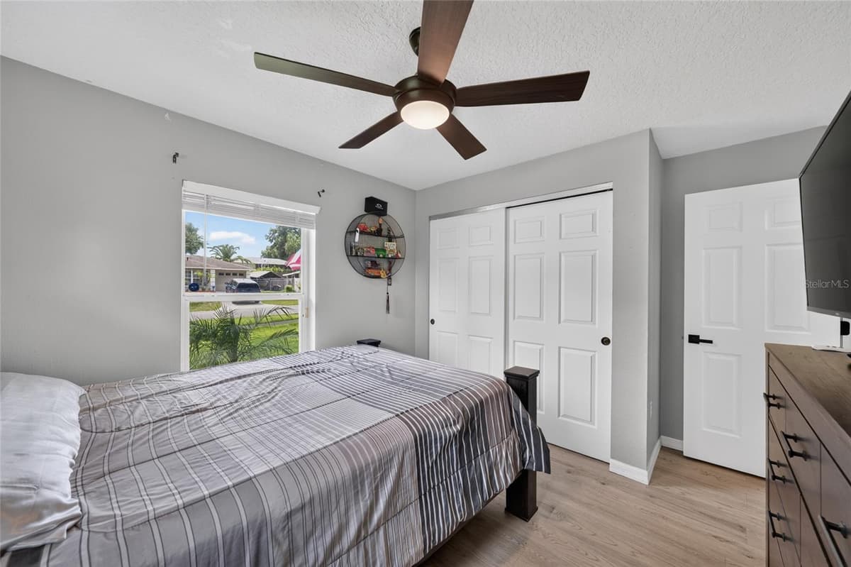 599 MAGNOLIA RIDGE AVENUE — photo 22 of 45