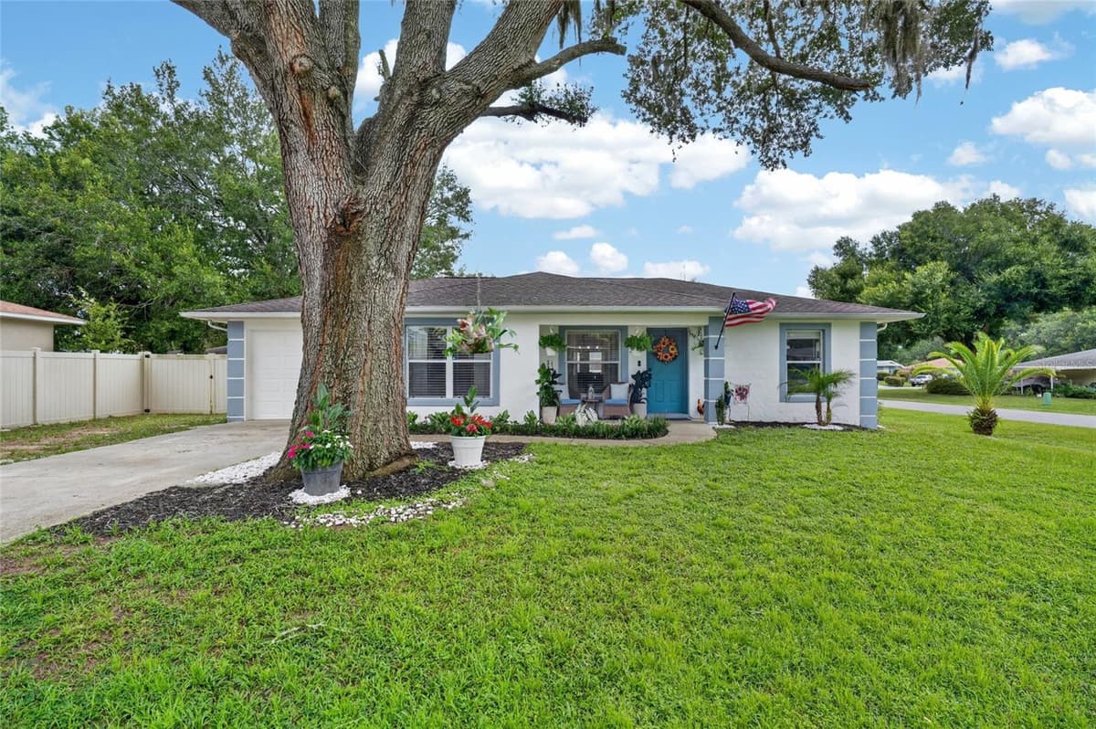 599 MAGNOLIA RIDGE AVENUE — photo 40 of 45