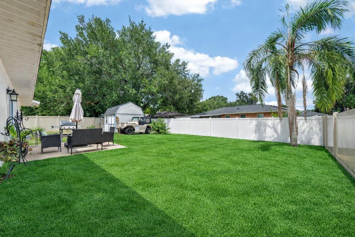 599 MAGNOLIA RIDGE AVENUE — photo 27 of 45