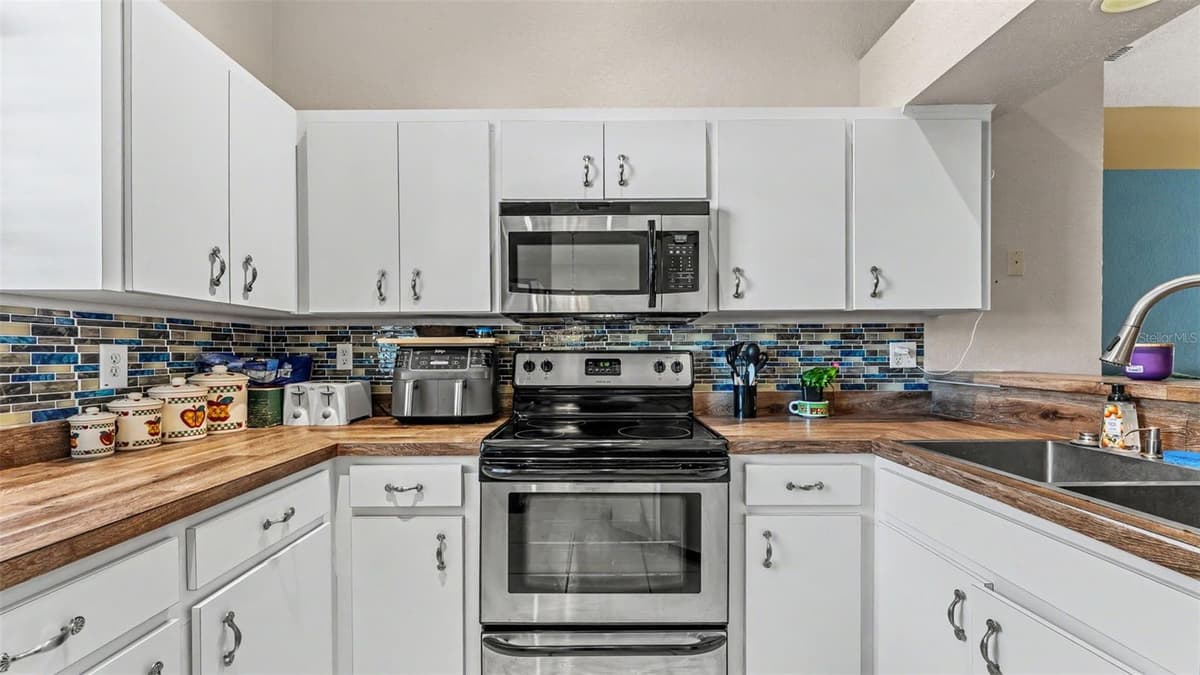 7493 BRIARBAY LOOP — photo 9 of 38