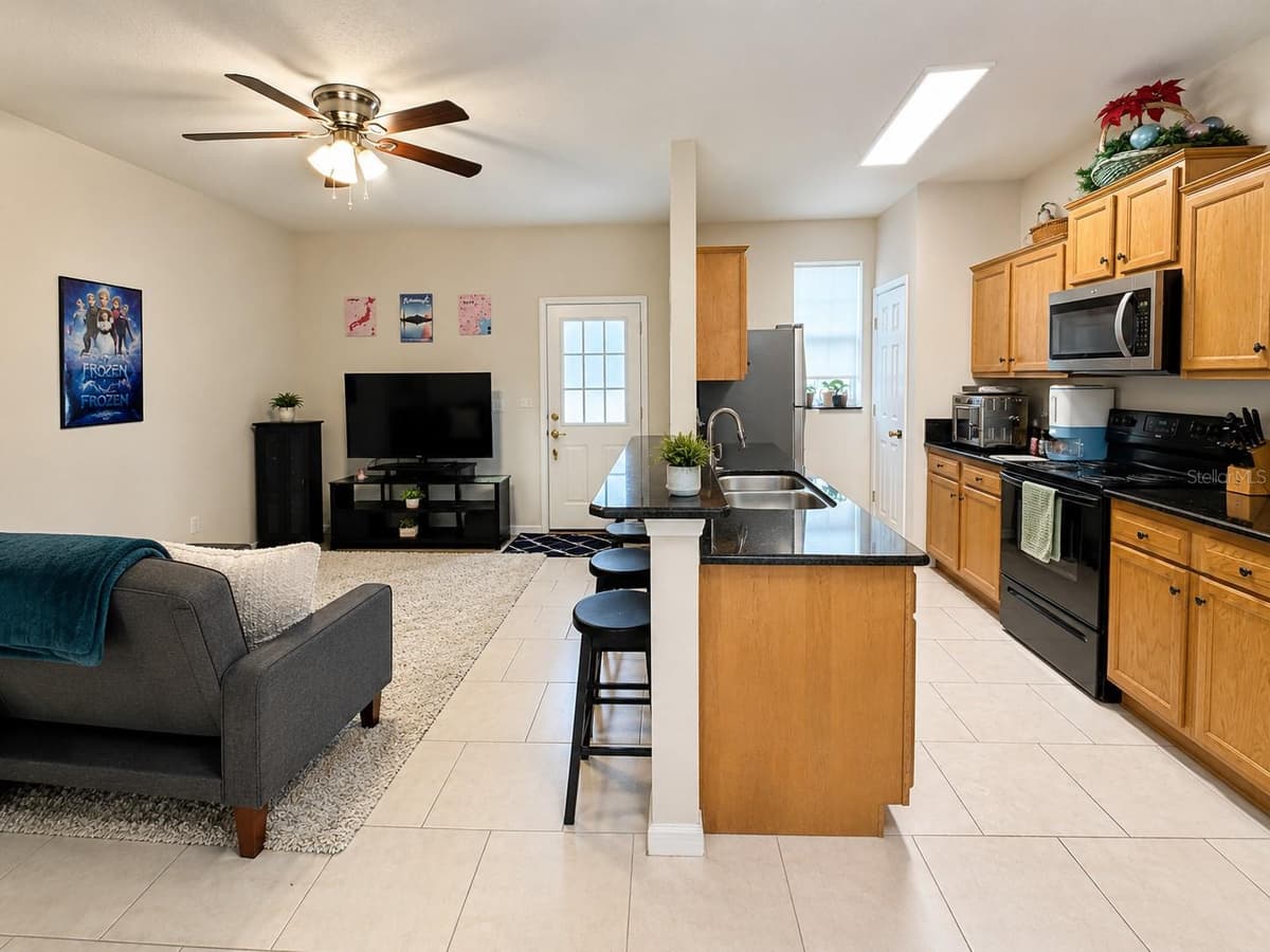 66 MOULTRIE VILLAGE LANE — photo 4 of 25
