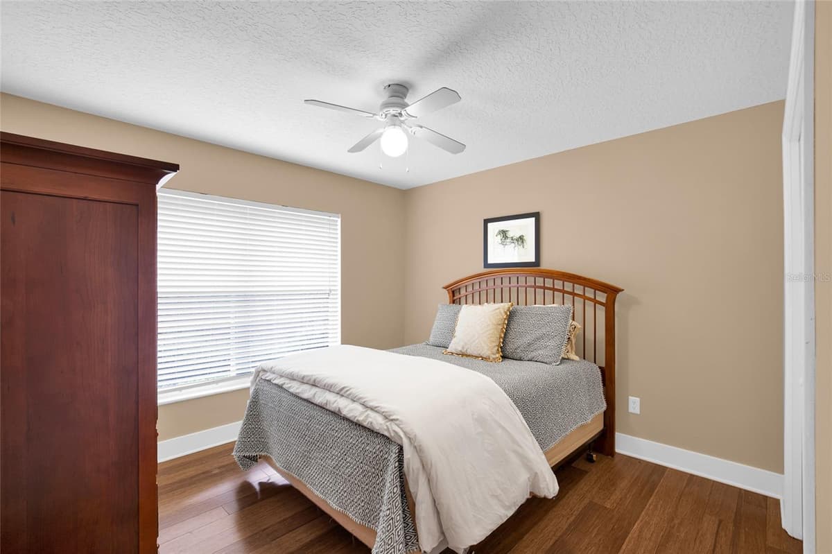 241 CORONA AVENUE — photo 34 of 49