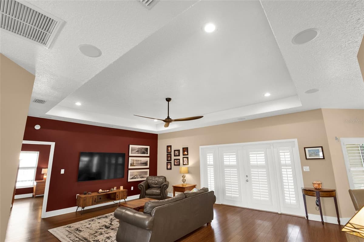 241 CORONA AVENUE — photo 9 of 49