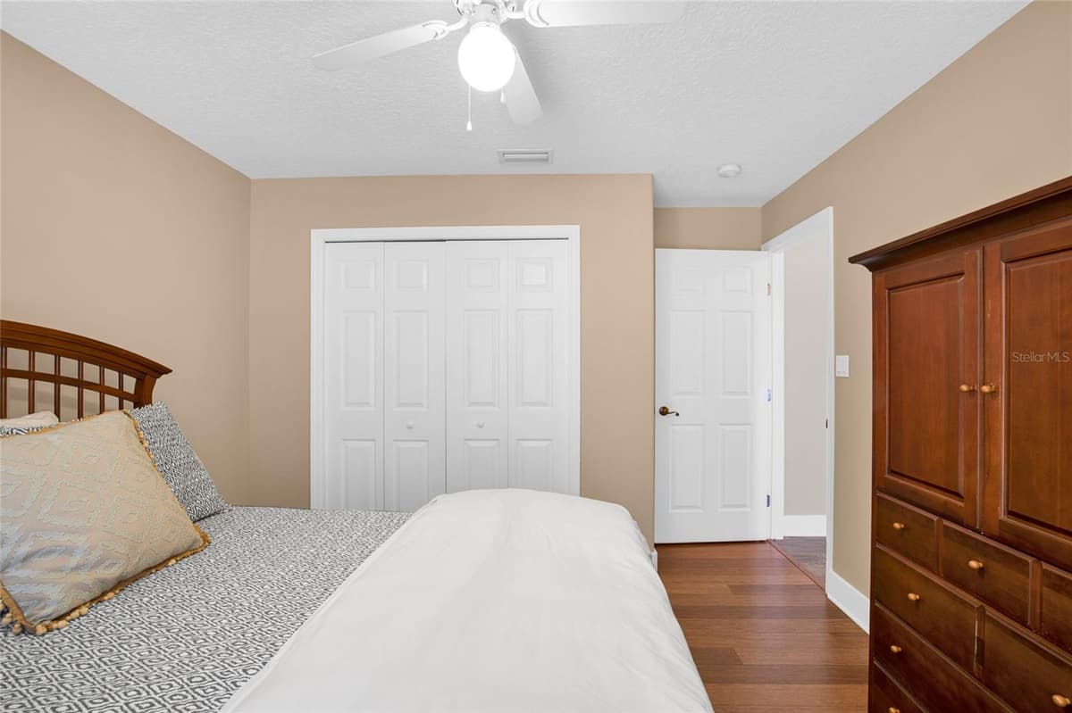 241 CORONA AVENUE — photo 33 of 49