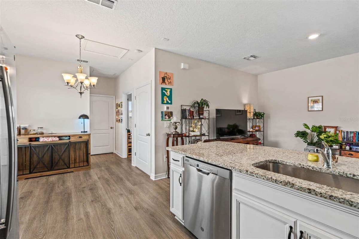 13901 MYERSON AVENUE — photo 64 of 72