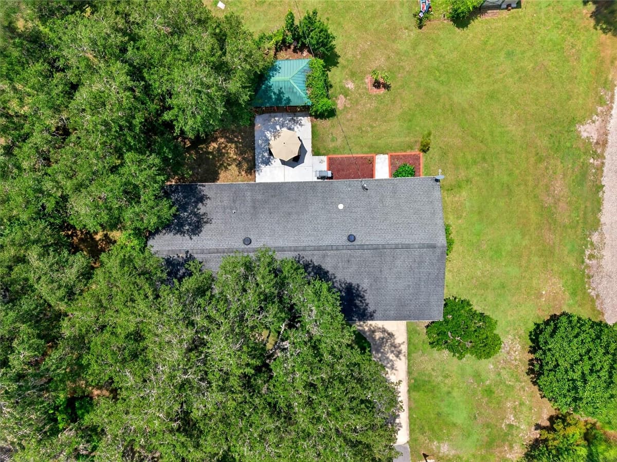 20934 THIRD AVENUE — photo 40 of 43