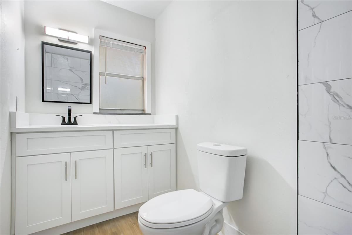 1221 FOREST CIRCLE — photo 17 of 21