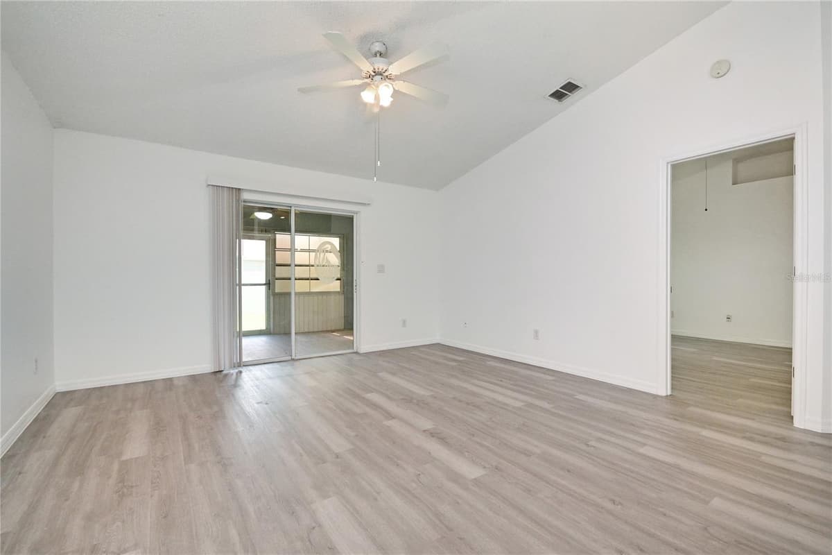 230 OAK BRANCH DRIVE — photo 17 of 31