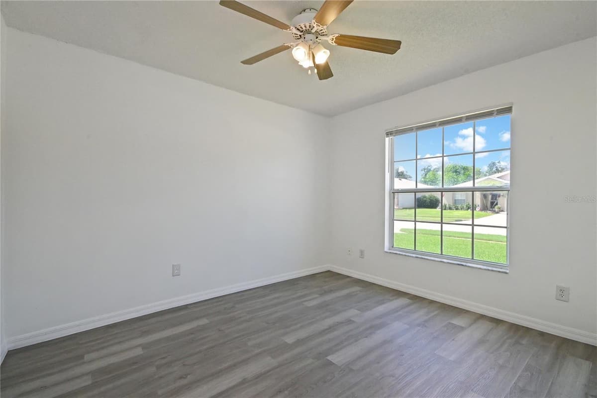 230 OAK BRANCH DRIVE — photo 23 of 31