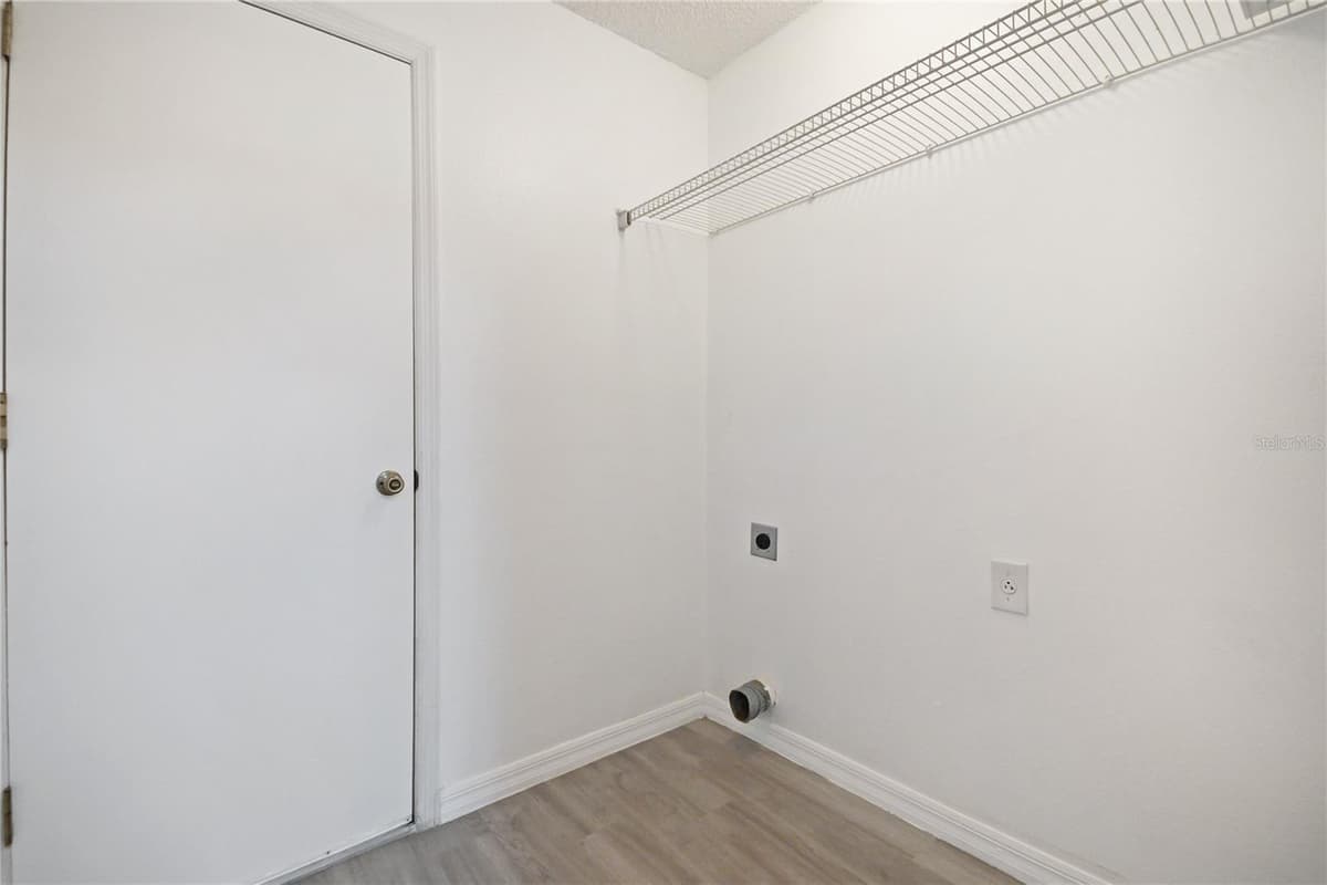230 OAK BRANCH DRIVE — photo 28 of 31