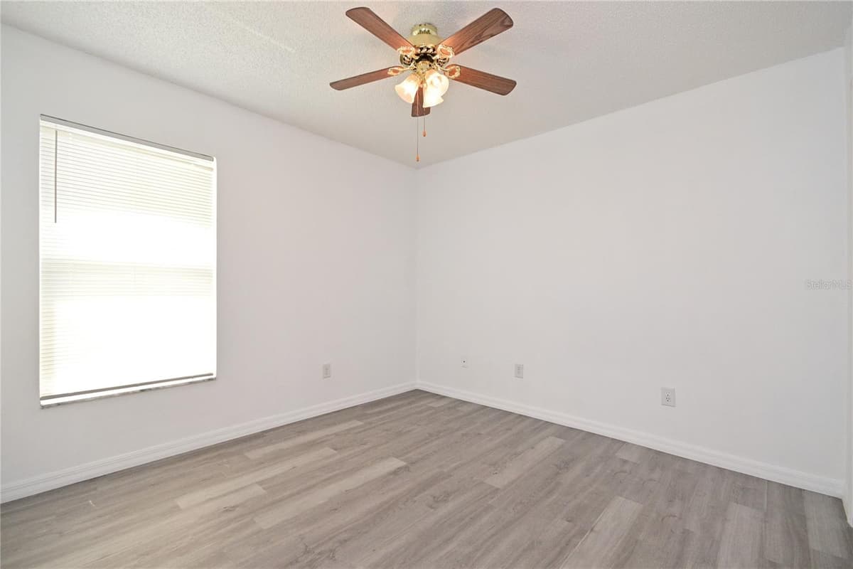 230 OAK BRANCH DRIVE — photo 25 of 31