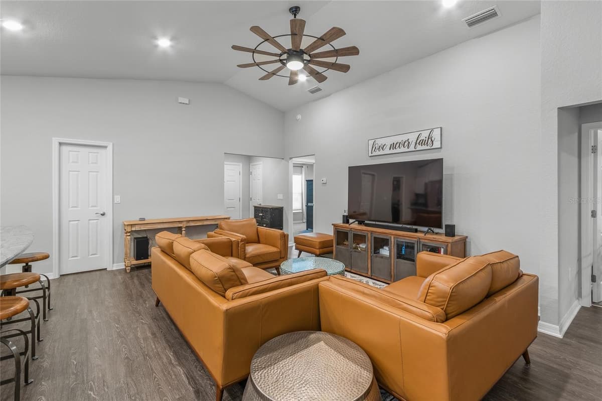 2311 SUNSET WAY — photo 9 of 25