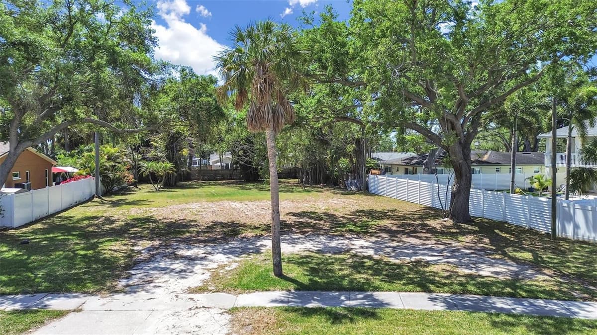 5438 BAYOU GRANDE BOULEVARD — photo 1 of 25