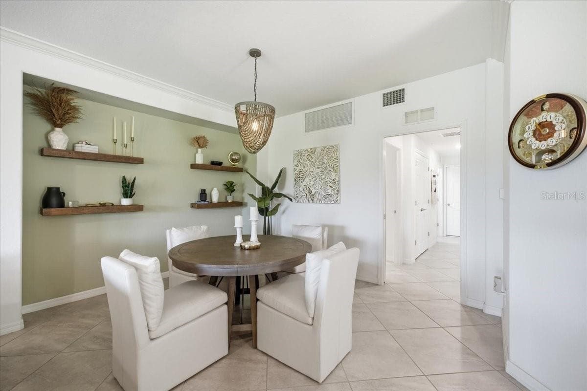 6055 WORSHAM LANE — photo 12 of 77