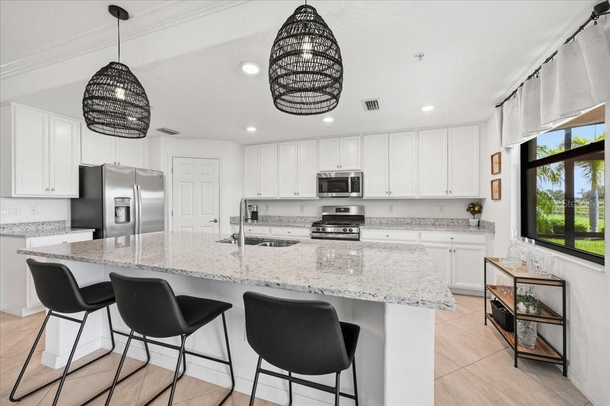 6055 WORSHAM LANE — photo 15 of 77