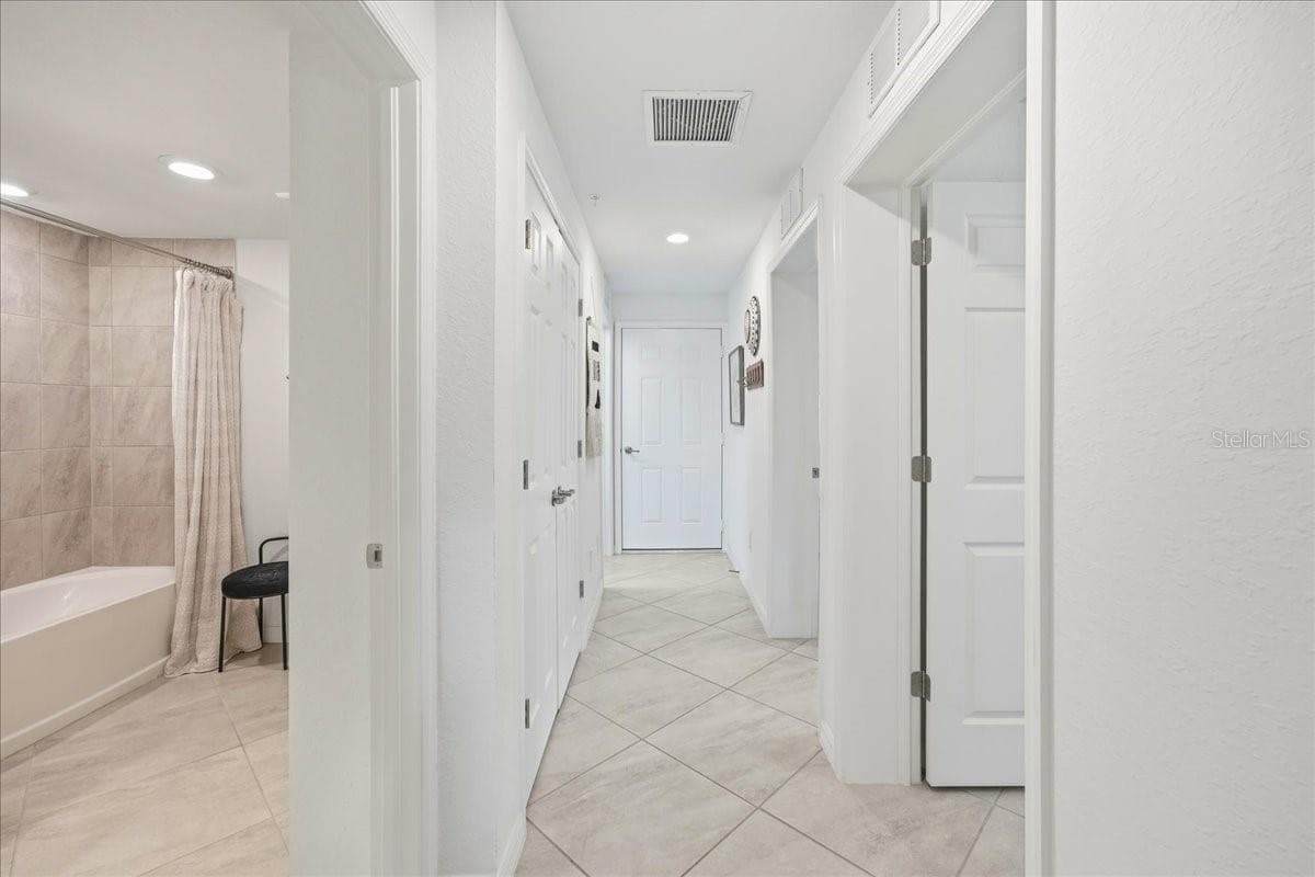 6055 WORSHAM LANE — photo 27 of 77