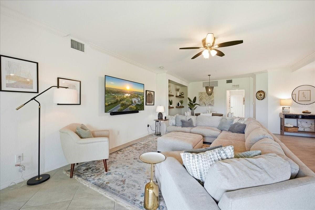 6055 WORSHAM LANE — photo 10 of 77