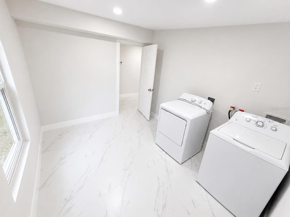 4311 25TH STREET — photo 16 of 20