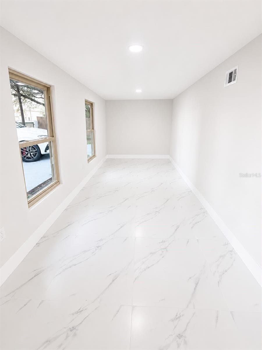 4311 25TH STREET — photo 11 of 20
