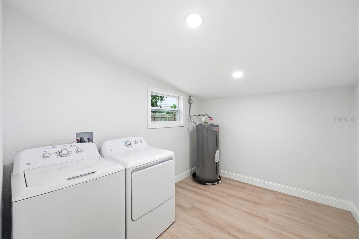 6324 CASE AVENUE — photo 27 of 29