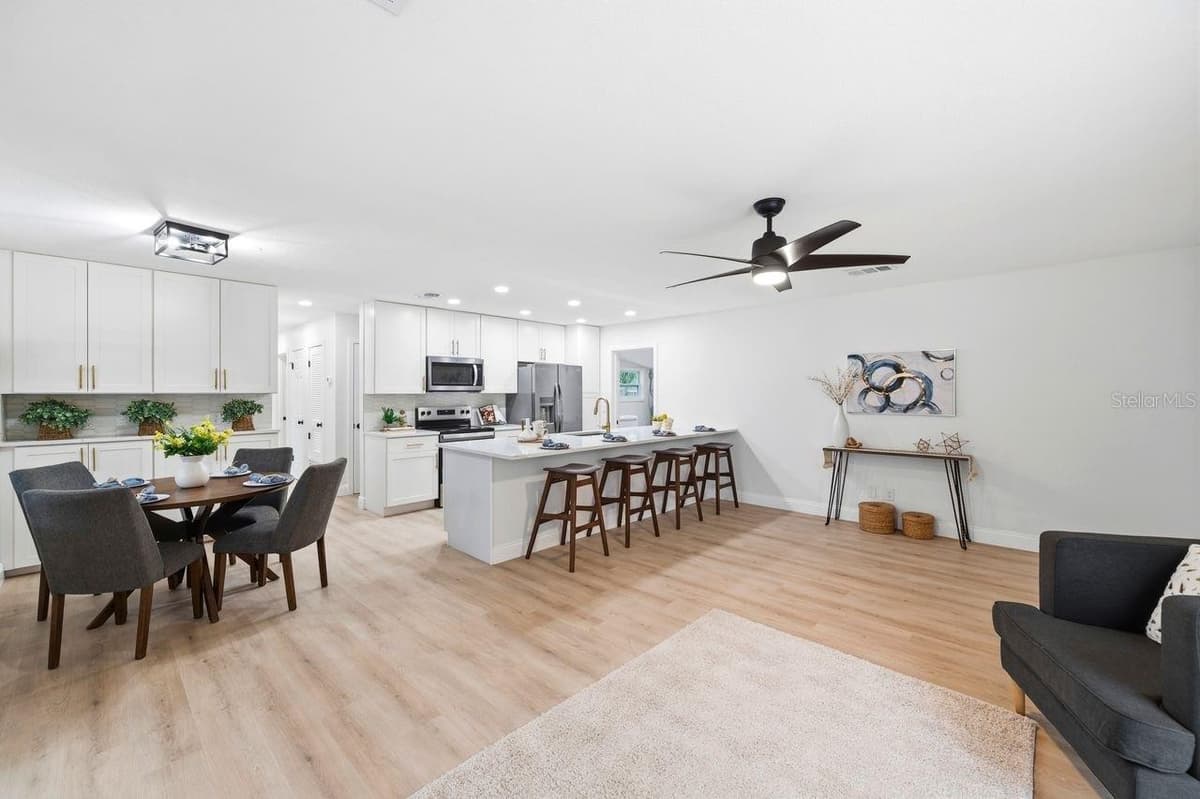 6324 CASE AVENUE — photo 3 of 29