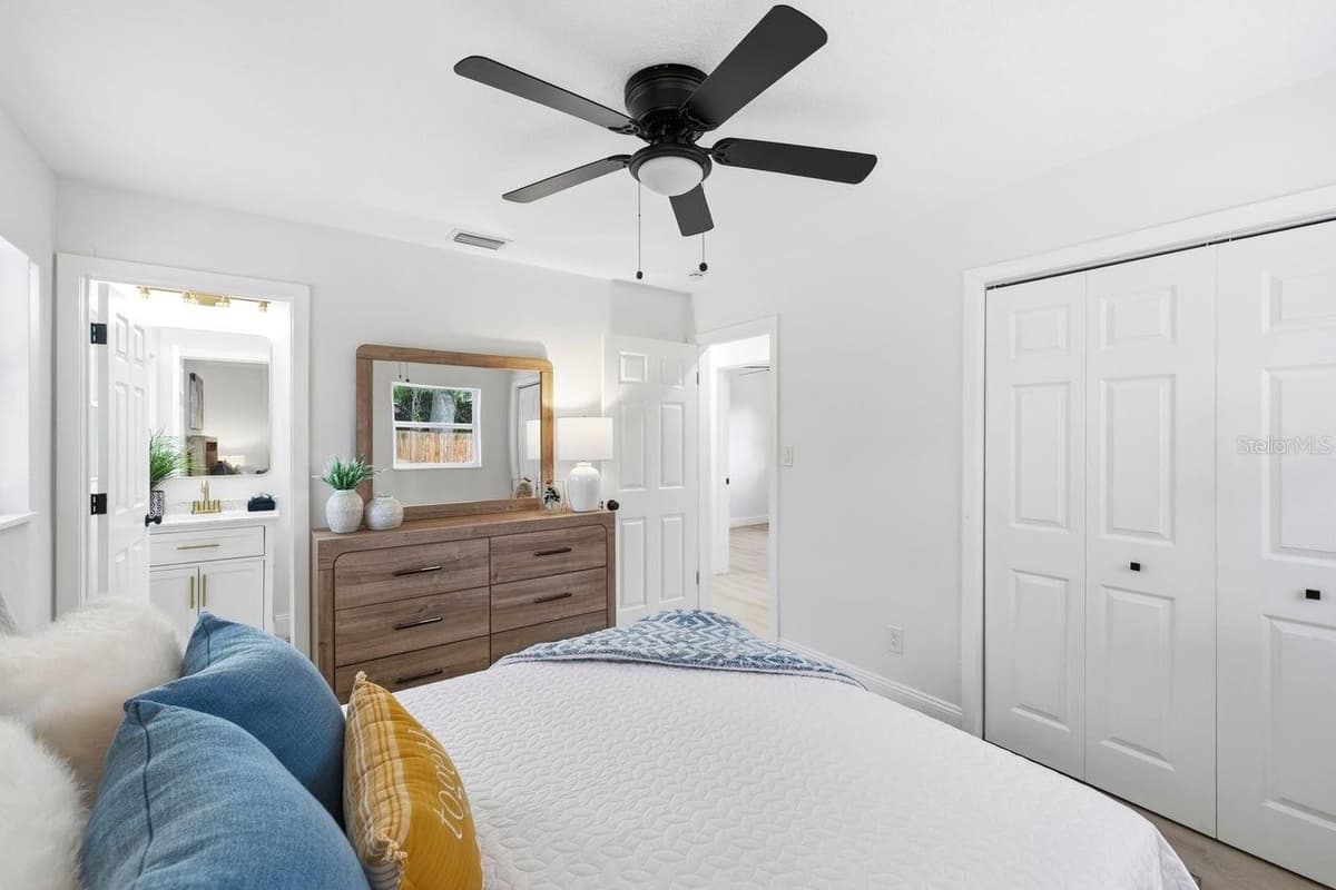 6324 CASE AVENUE — photo 18 of 29