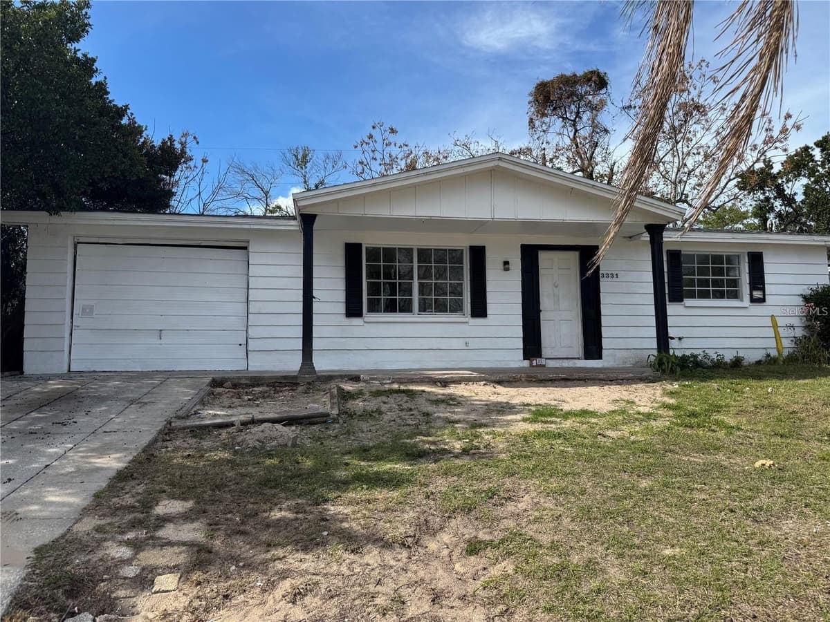 3331 CLYDESDALE DRIVE — photo 1 of 5