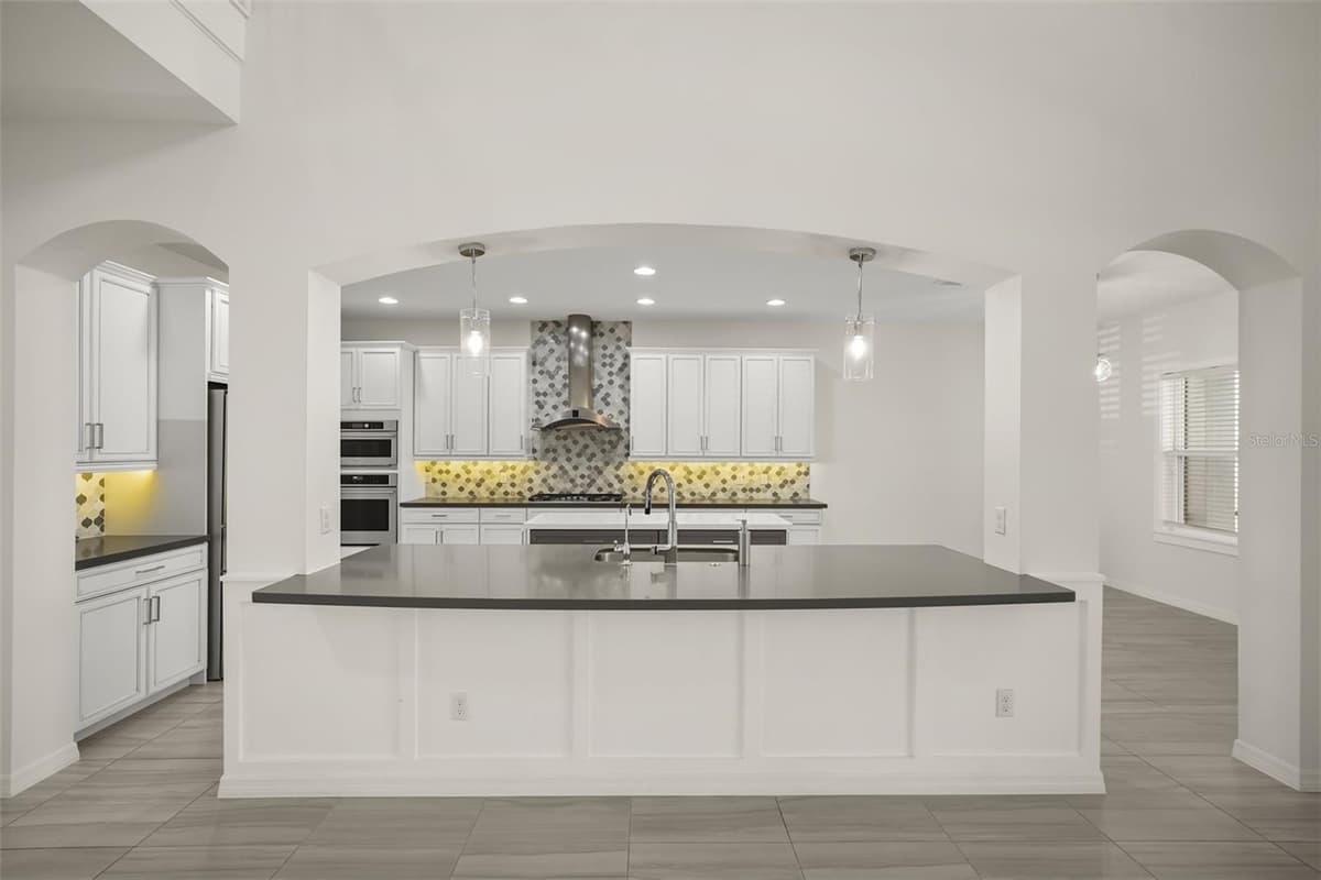 7389 JOHN HANCOCK DRIVE — photo 11 of 43