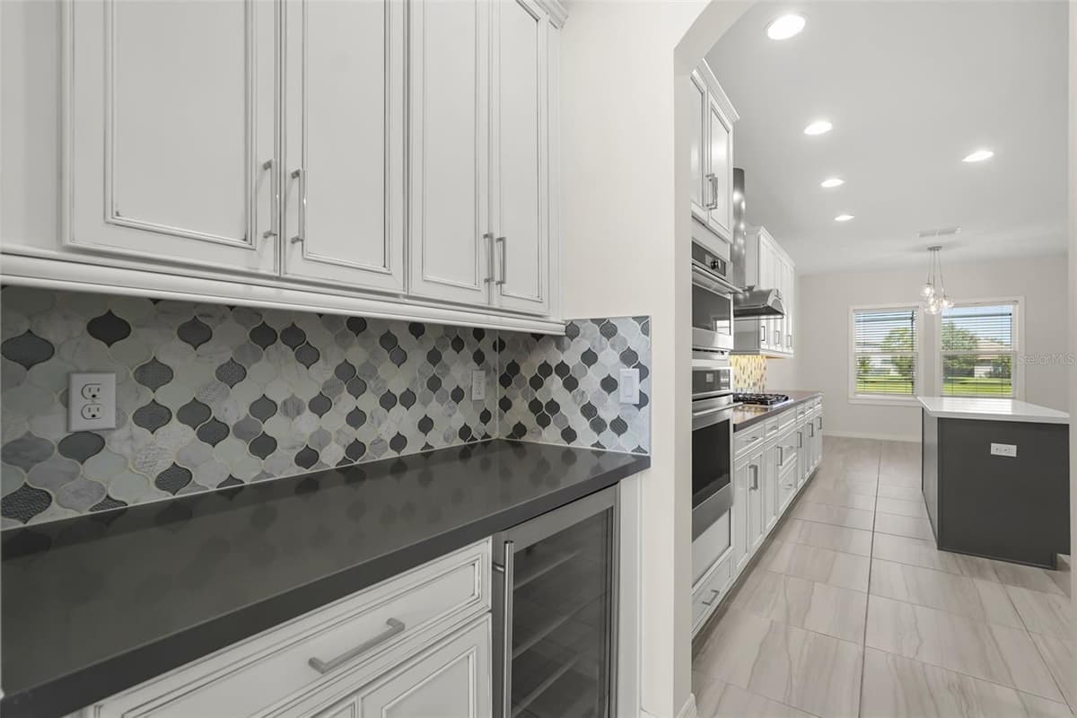 7389 JOHN HANCOCK DRIVE — photo 13 of 43