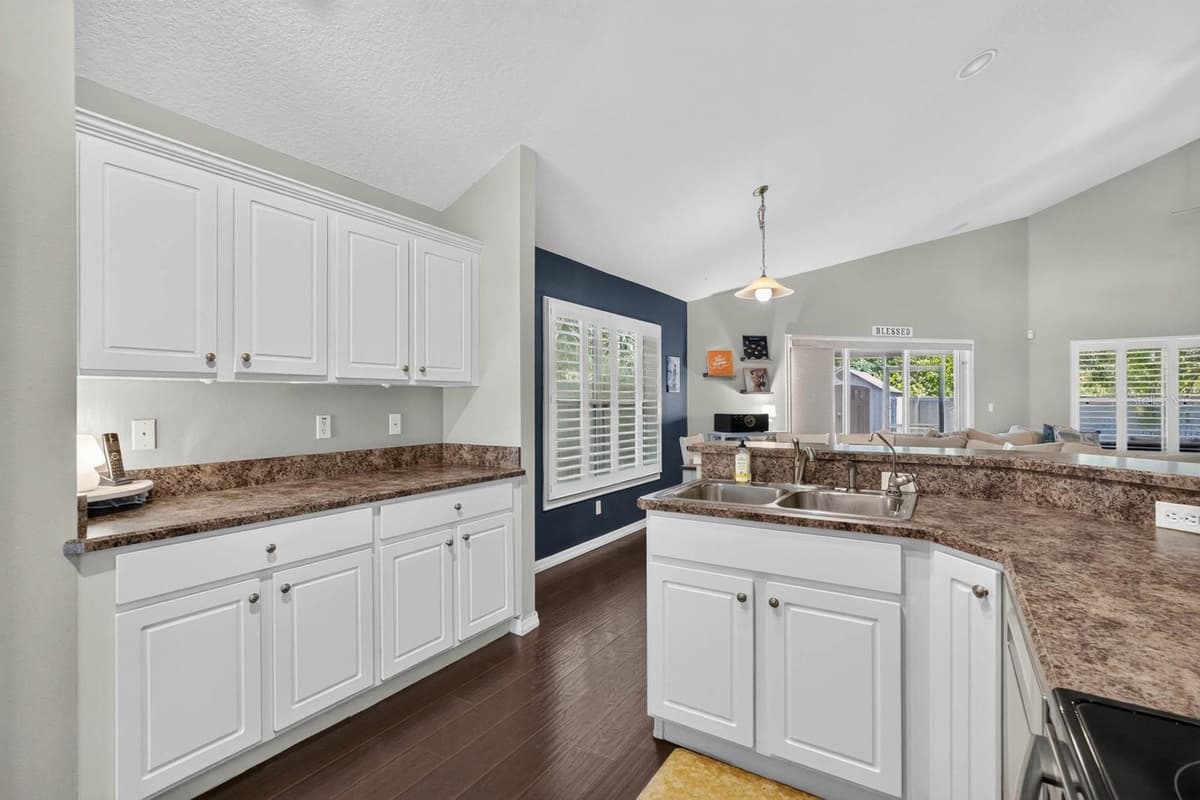 2322 STONEBRIDGE WAY — photo 12 of 45
