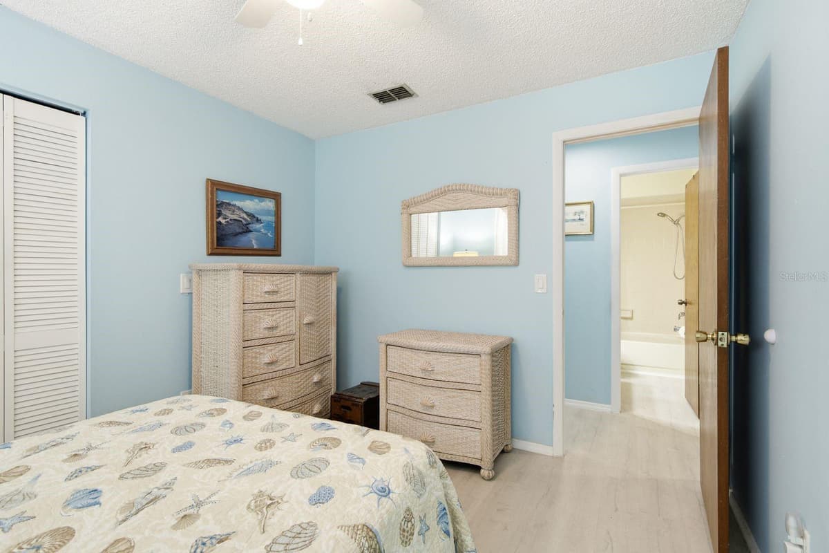 3047 CASCADE DRIVE — photo 27 of 51