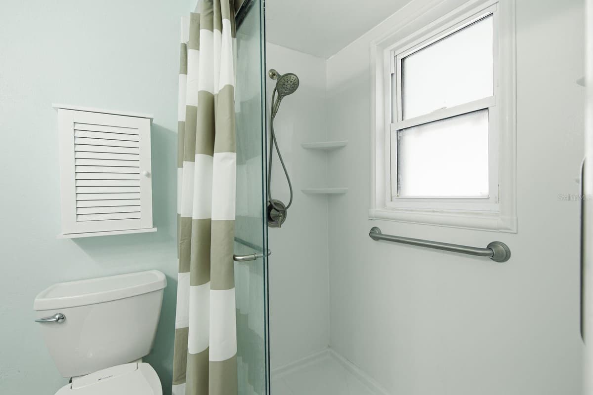 3047 CASCADE DRIVE — photo 24 of 51