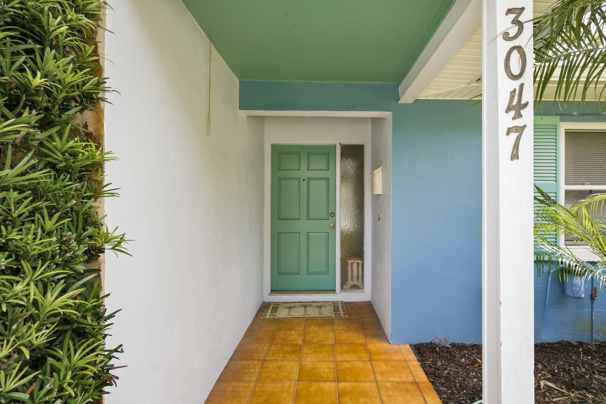 3047 CASCADE DRIVE — photo 5 of 51