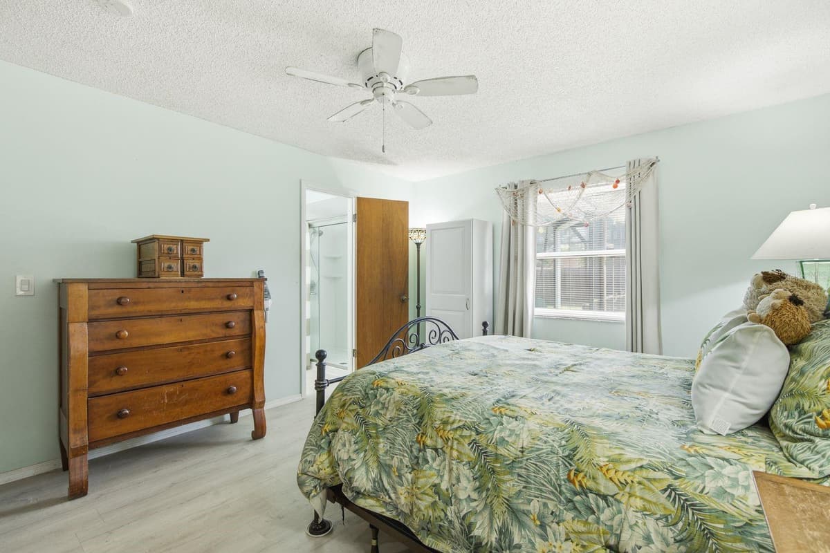 3047 CASCADE DRIVE — photo 21 of 51