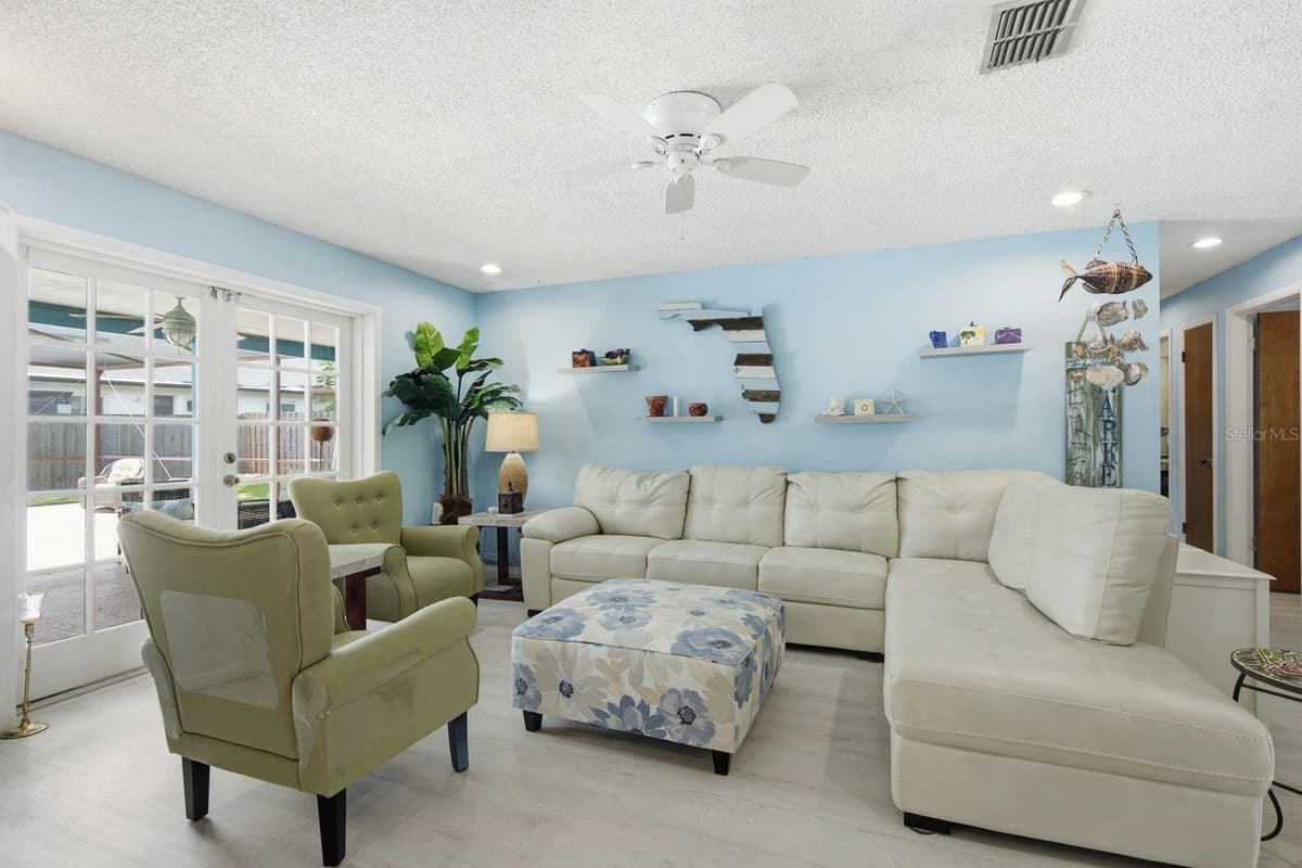 3047 CASCADE DRIVE — photo 11 of 51