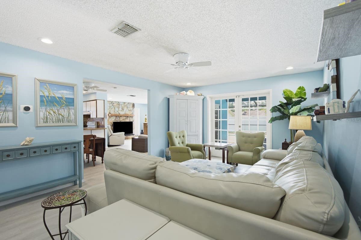 3047 CASCADE DRIVE — photo 9 of 51