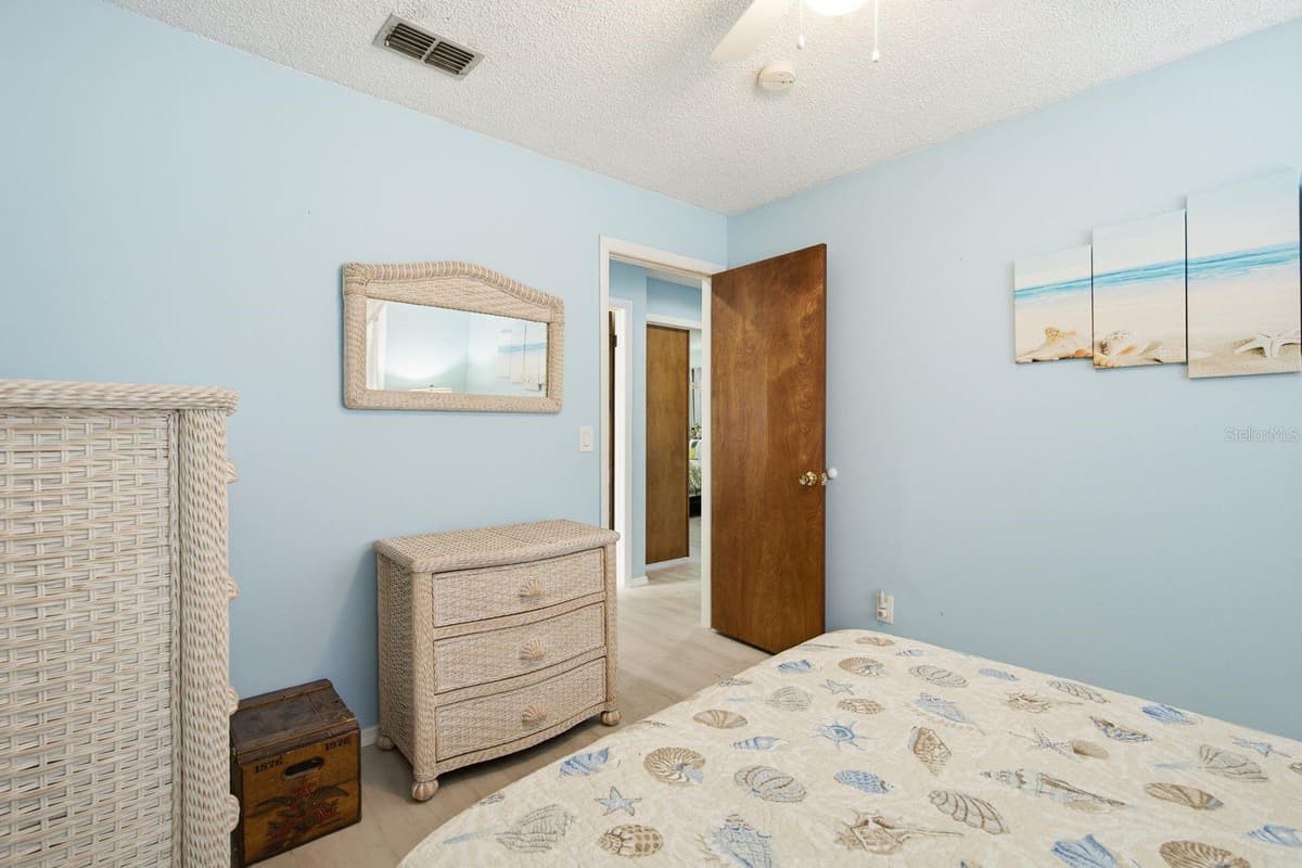 3047 CASCADE DRIVE — photo 26 of 51
