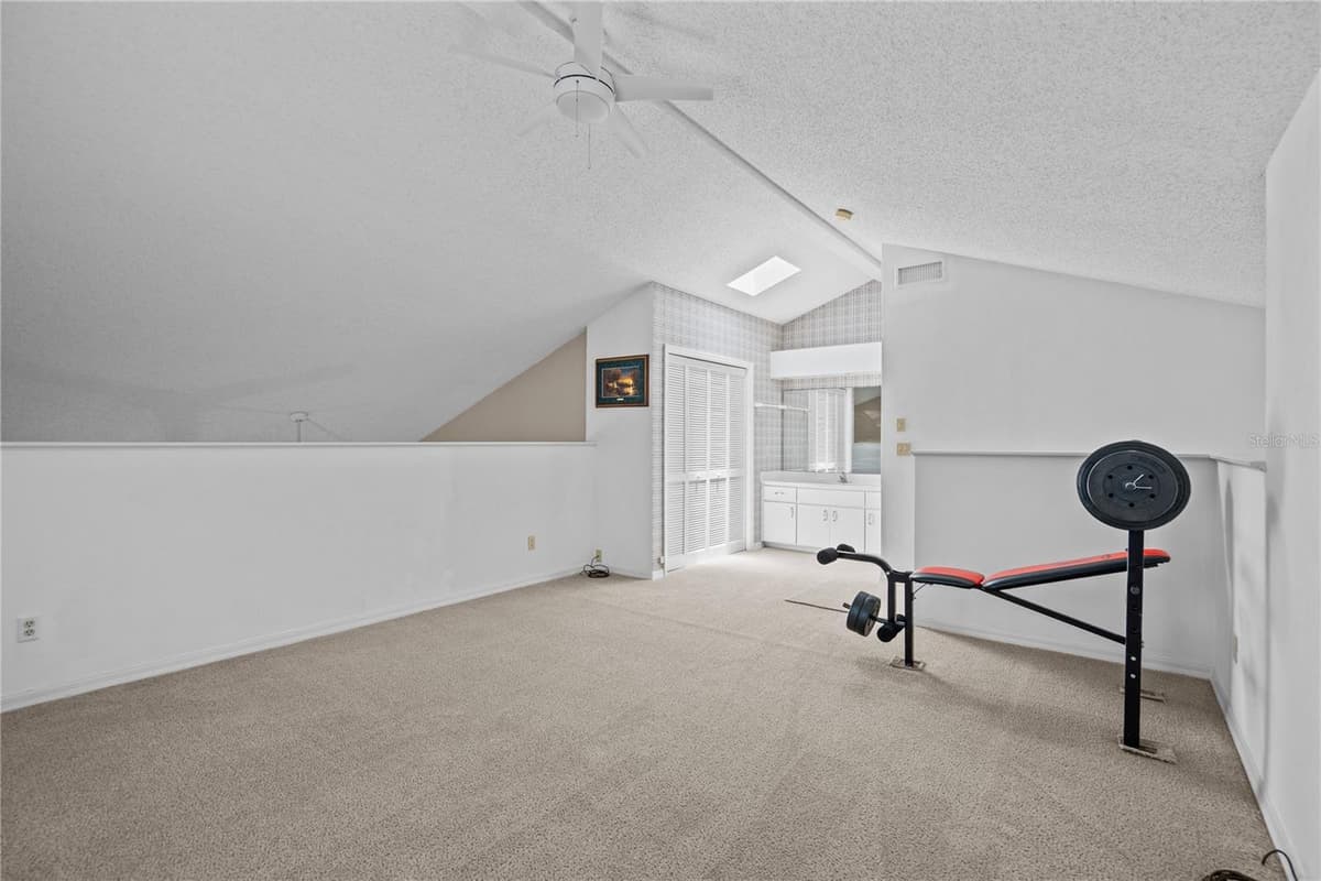254 GLENBRIAR CIRCLE — photo 20 of 42