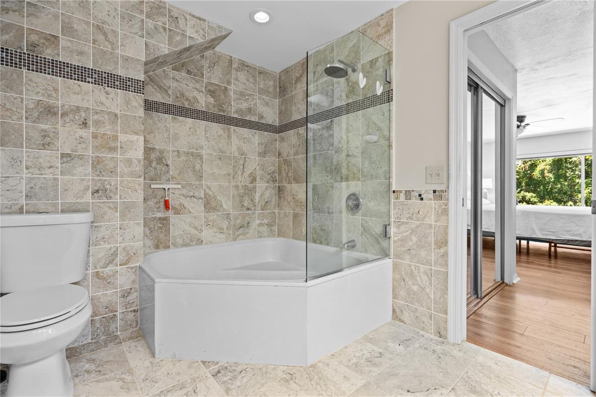 254 GLENBRIAR CIRCLE — photo 26 of 42