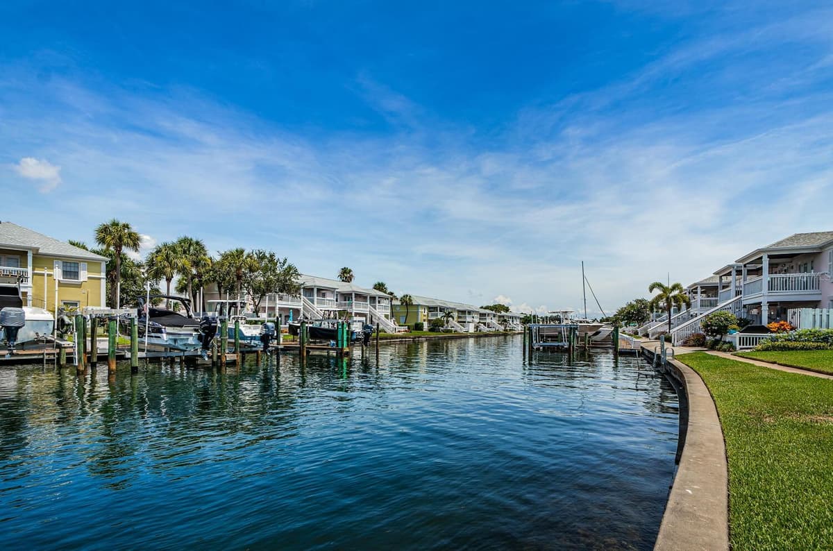 5215 COQUINA KEY DRIVE — photo 7 of 31