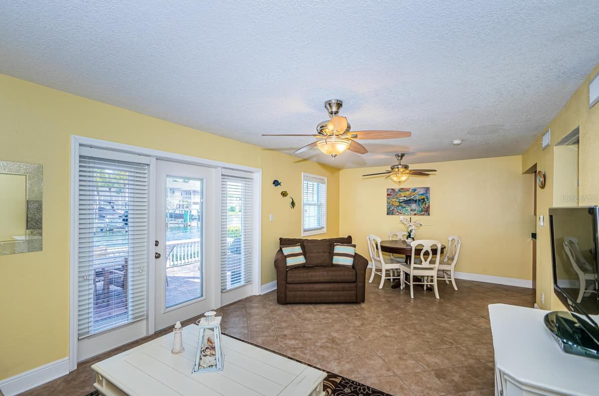 5215 COQUINA KEY DRIVE — photo 23 of 31