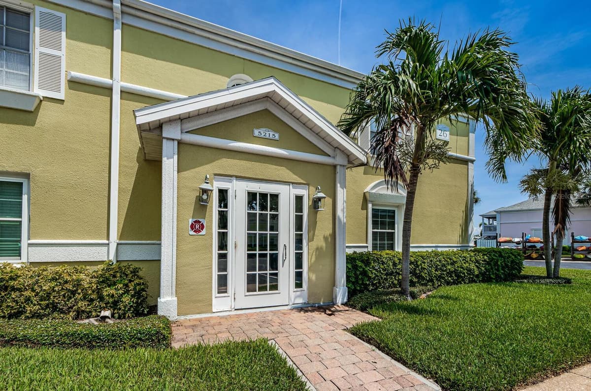 5215 COQUINA KEY DRIVE — photo 24 of 31