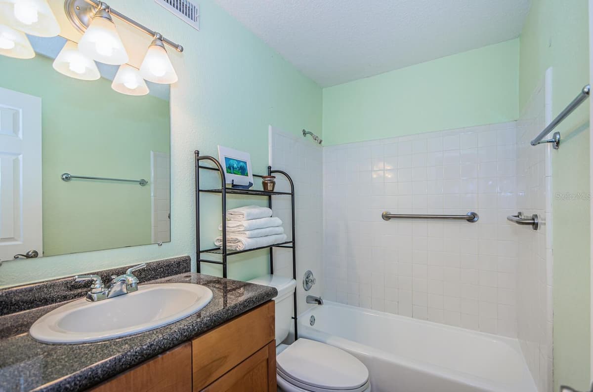 5215 COQUINA KEY DRIVE — photo 13 of 31